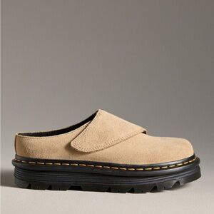 NWT Dr. Martens ZebZag AnyWair Mules